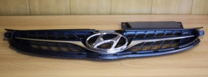 Mặt ca lăng Hyundai Elantra 2011 (863503X000)